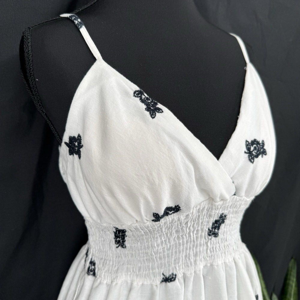 Vtg Y2K Babydoll Mini Dress M Cottage Coquette Boho Euro Summer Embroider Smock - Picture 2 of 7